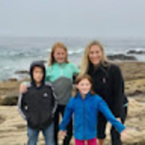 Meet your Posher, Dina